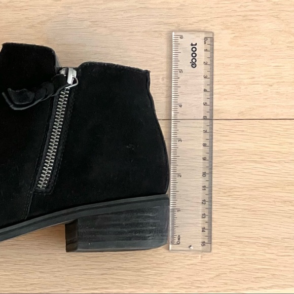 Blondo Waterproof Ankle Bootie - Black - Size 7M - Picture 15 of 16